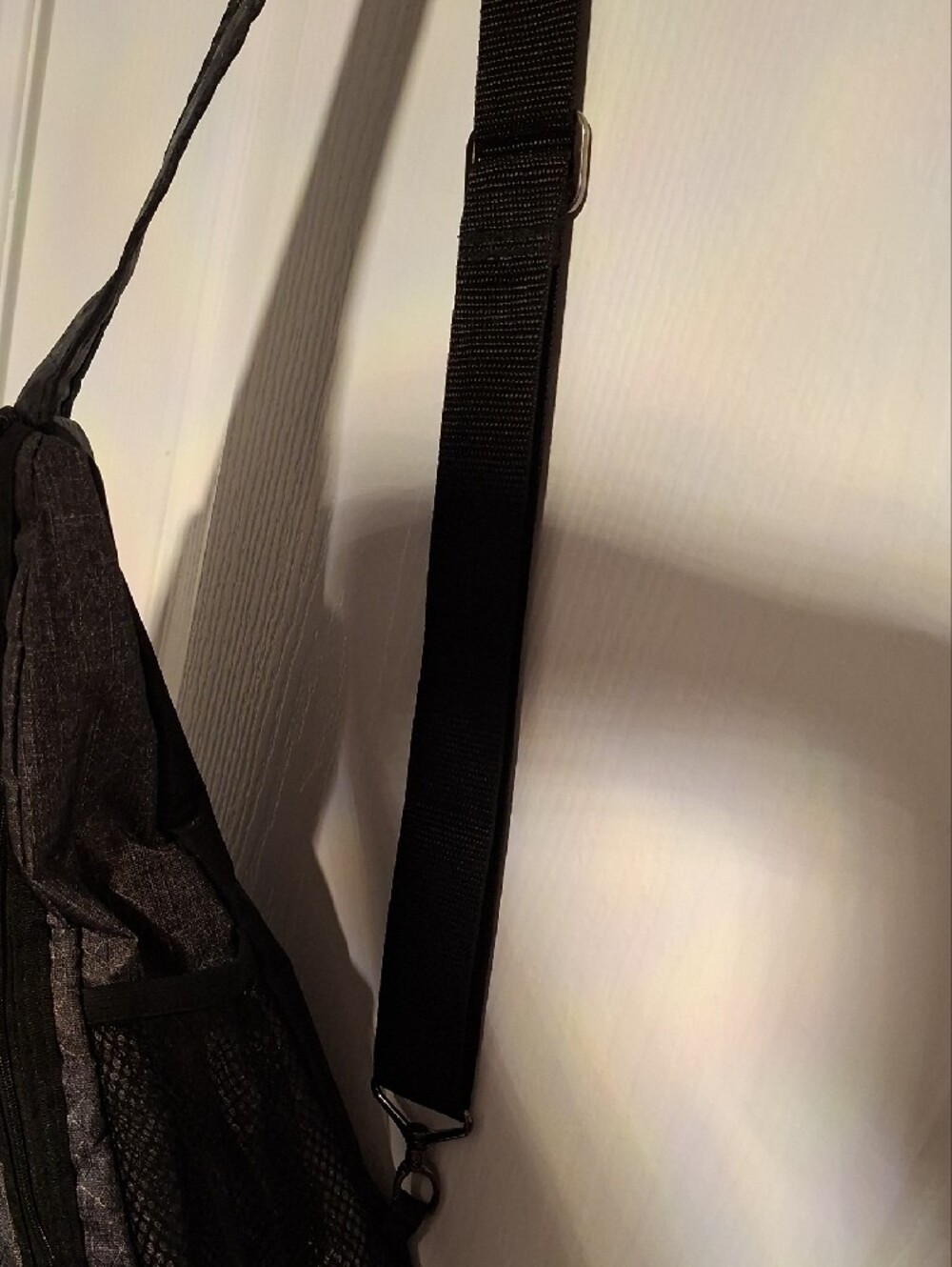 Thirty One Unisex Gray Sling Crossbody Bag - Compact Everyday Carry - Picture 5 of 11